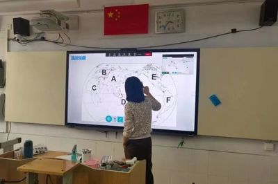 教育液晶黑板“彩電系”崛起的歷史機遇